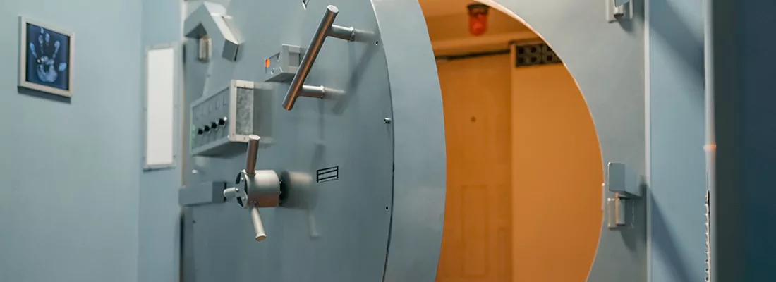 Vault and Safe locksmith services in New Smyrna Beach, FL